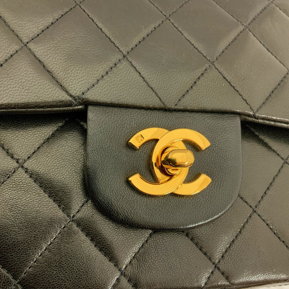 黒×ゴールド金具